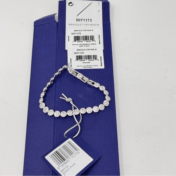 Swarovski Angelic Tennis Bracelet – Round Cut, White, Rhodium Plated (7”) - Picture 4 of 4